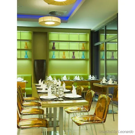 Honest By Chic & Basic Budapest