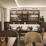 Honest By Chic & Basic ブダペスト