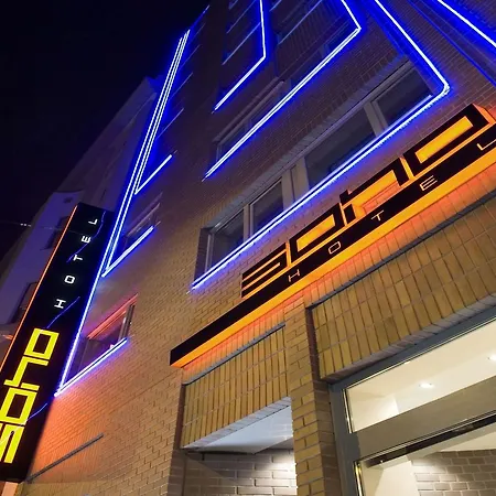 Honest By Chic & Basic Hotel 4*