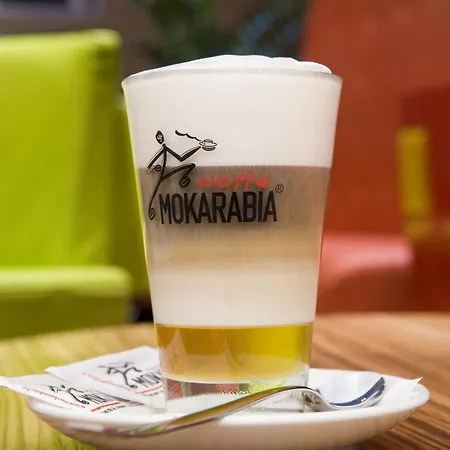 Honest By Chic & Basic Hotel