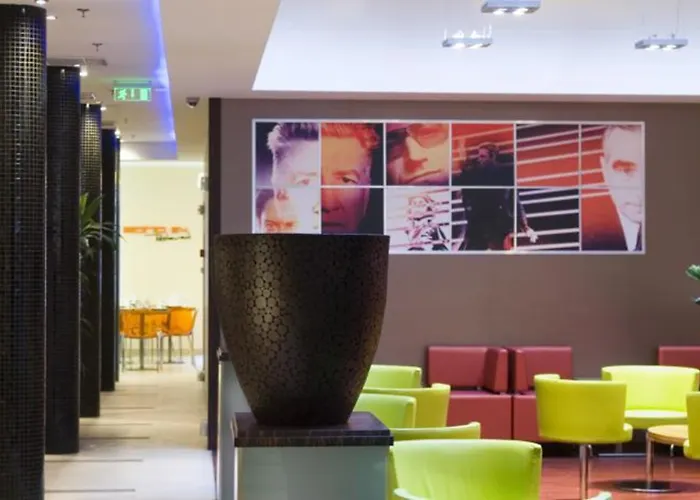 Honest By Chic & Basic Hotell