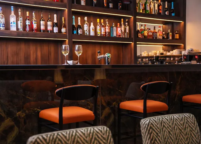 Honest By Chic & Basic