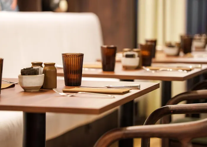 Hotell Honest By Chic & Basic 4*