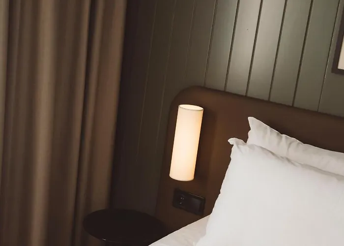 Honest By Chic & Basic 4* Budapest