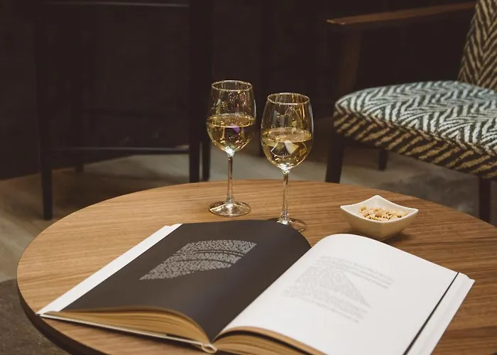 Honest By Chic & Basic Hotell