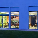 Honest By Chic & Basic 4* Budapešť