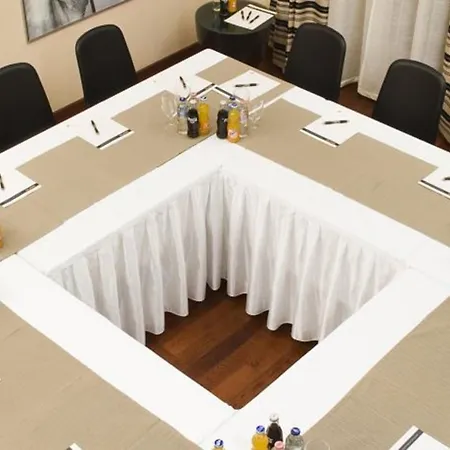 Hotel Honest By Chic & Basic Budapeszt