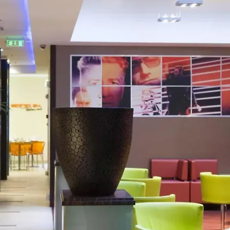 Honest By Chic & Basic Hotel