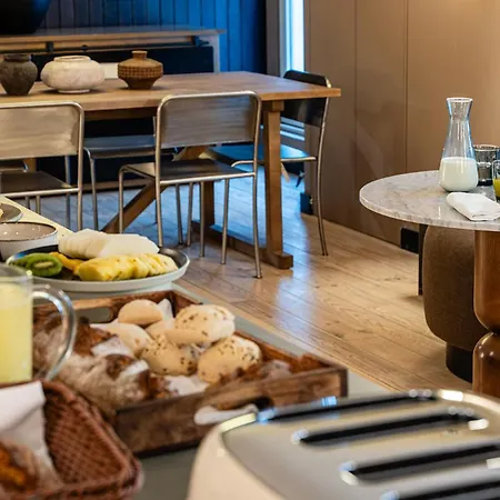 The Honest By Chic & Basic 4* Budapest
