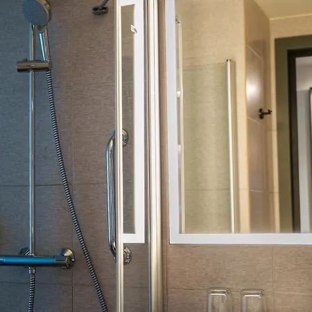 Hotel Honest By Chic & Basic