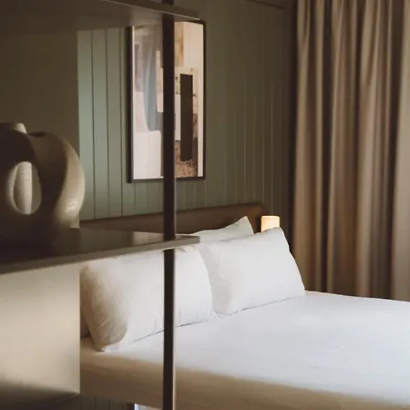 Hotel Honest By Chic & Basic