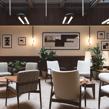 Hotel Honest By Chic & Basic 4*