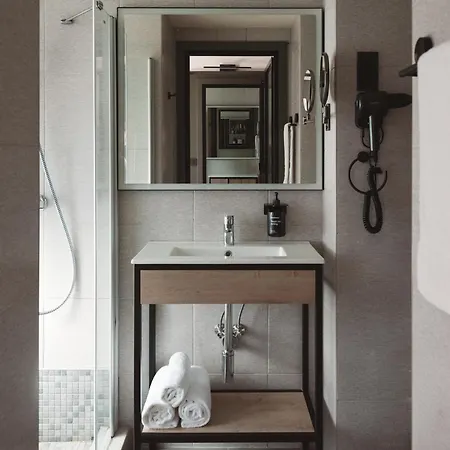 Honest By Chic&basic Hotel
