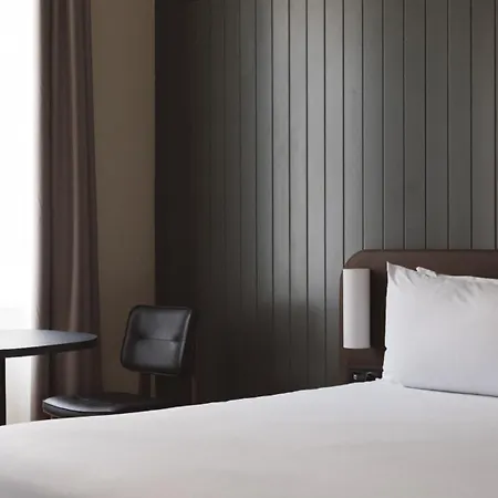 Hotel Honest By Chic&basic 4*