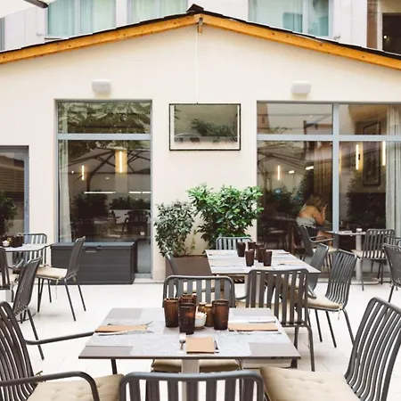 Honest By Chic&basic Hotel
