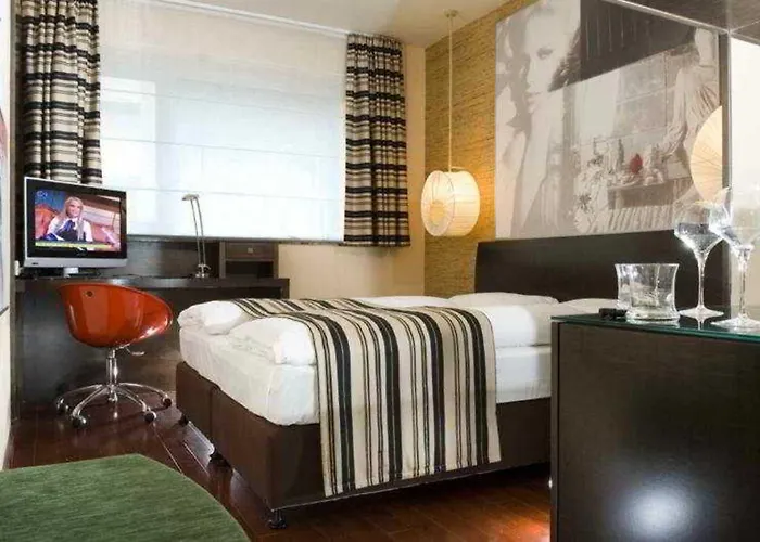 Honest By Chic & Basic Budapest