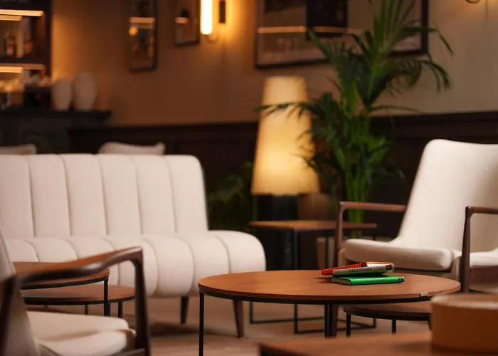 Hotel Honest By Chic & Basic 4*