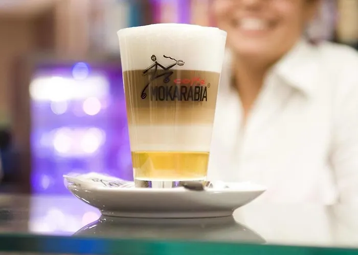 Honest By Chic & Basic Будапешт