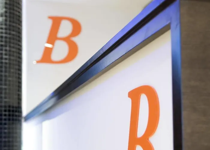 Отель Honest By Chic & Basic 4*