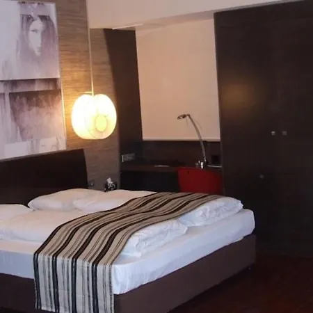 The Honest Budapest By Chic & Basic Hotel