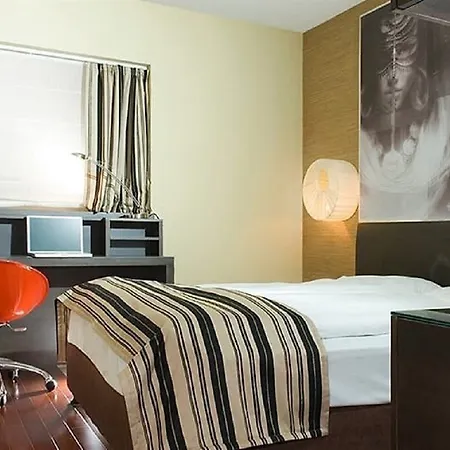 The Honest Budapest By Chic & Basic 4*