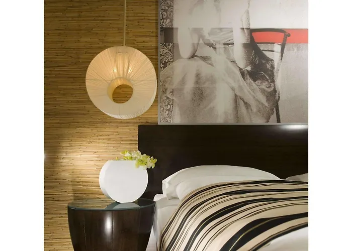 Honest By Chic & Basic Budapest